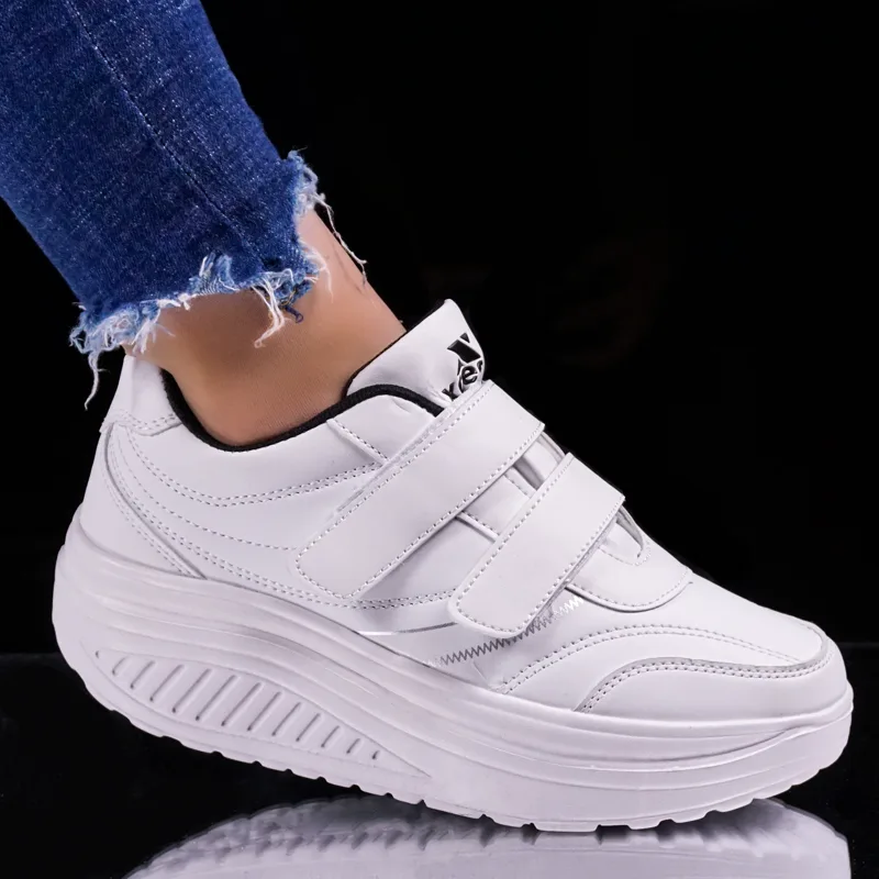 Sportovní sneakersy D0844-2 White