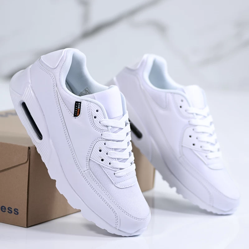 Sportovní sneakersy M9140-2 White