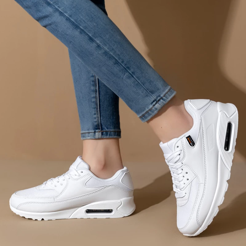 Sportovní sneakersy D9139-2 White